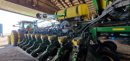 2015 John Deere DB44 ME5 CCS 24R22 Planter