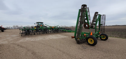 2009 John Deere 2210LL 38.5' Field Cultivator