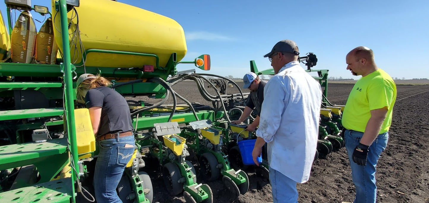 2015 John Deere DB44 ME5 CCS 24R22 Planter