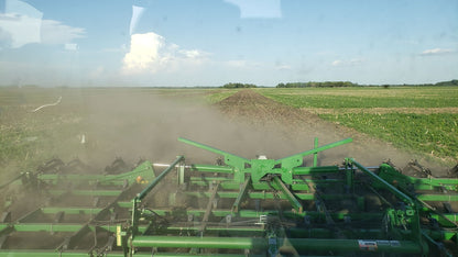 2009 John Deere 2210LL 38.5' Field Cultivator