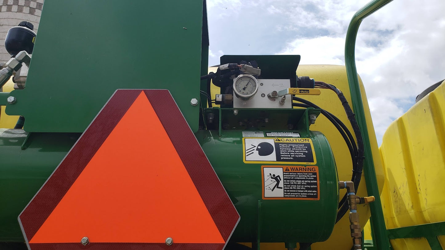 2015 John Deere DB44 ME5 CCS 24R22 Planter