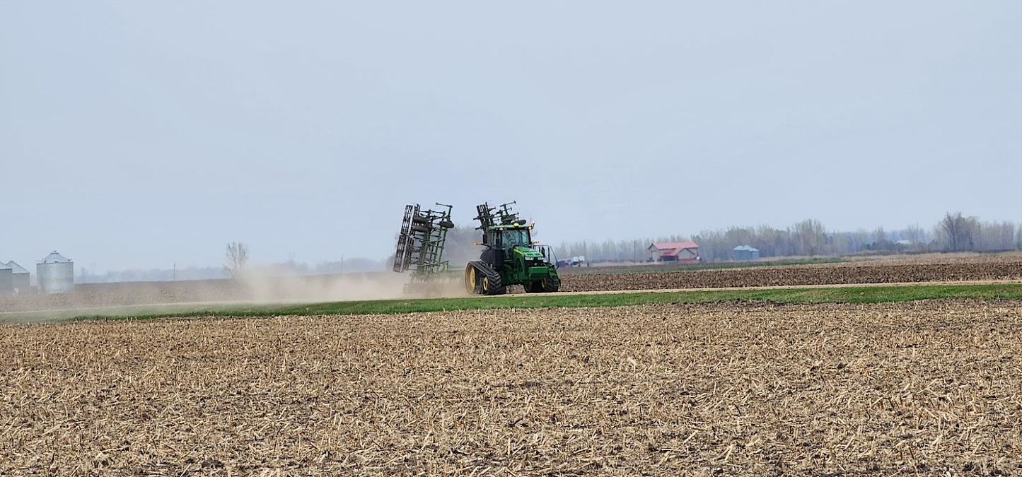 2009 John Deere 2210LL 38.5' Field Cultivator