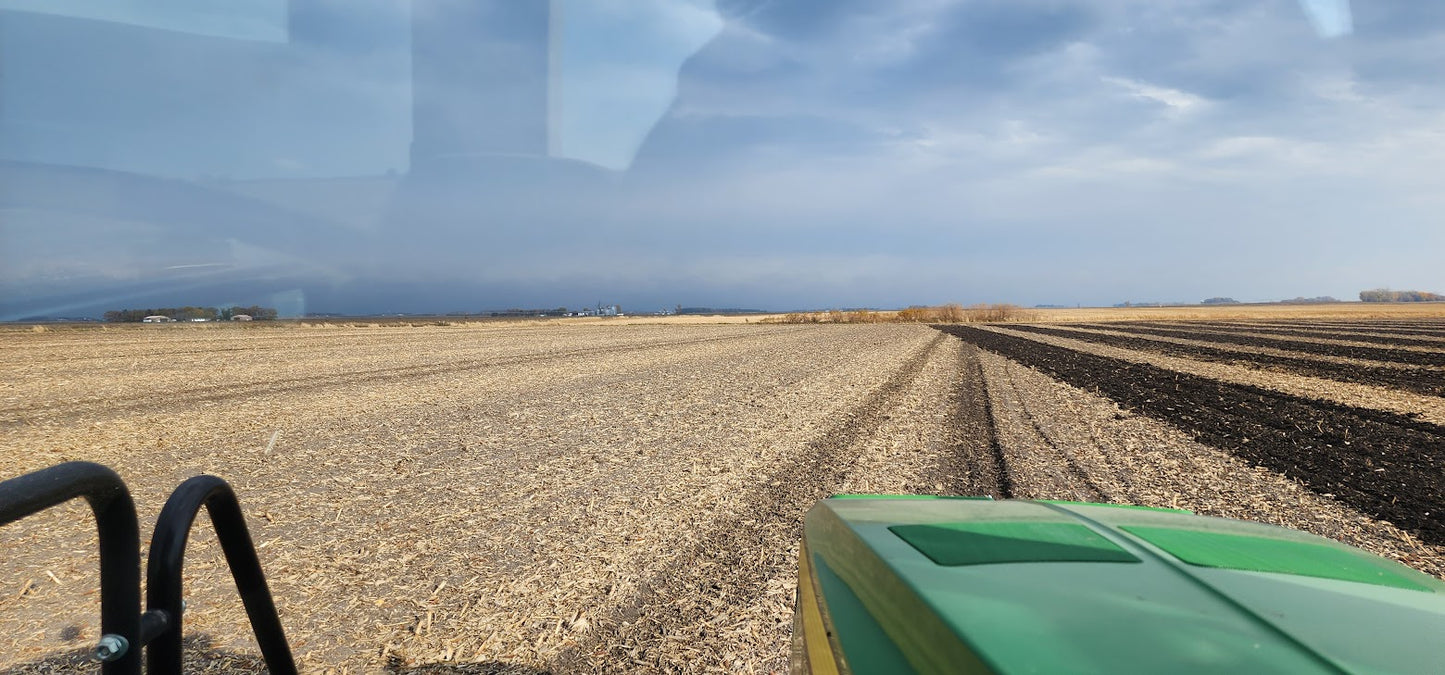 2015 Case-IH 875 14' Disk Ripper