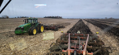 2015 Case-IH 875 14' Disk Ripper