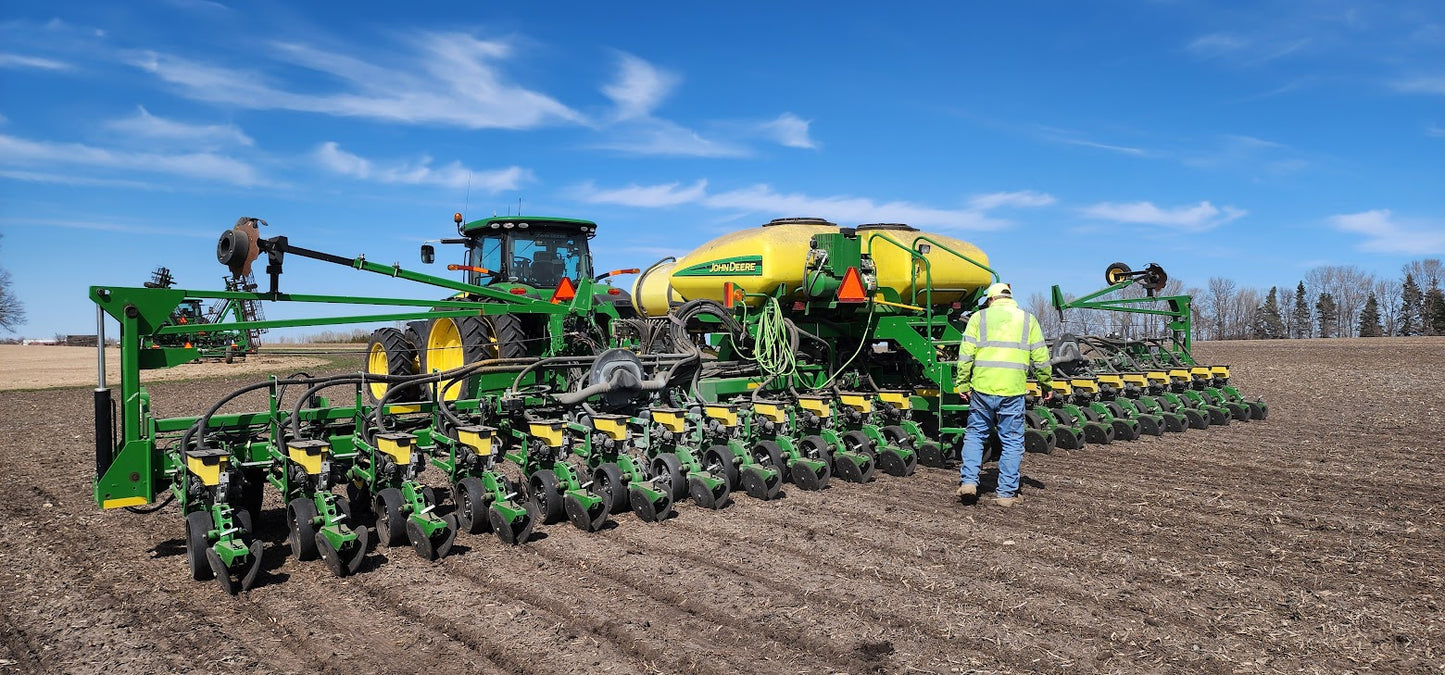 2015 John Deere DB44 ME5 CCS 24R22 Planter
