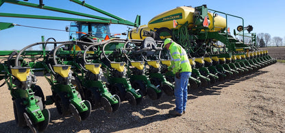 2015 John Deere DB44 ME5 CCS 24R22 Planter