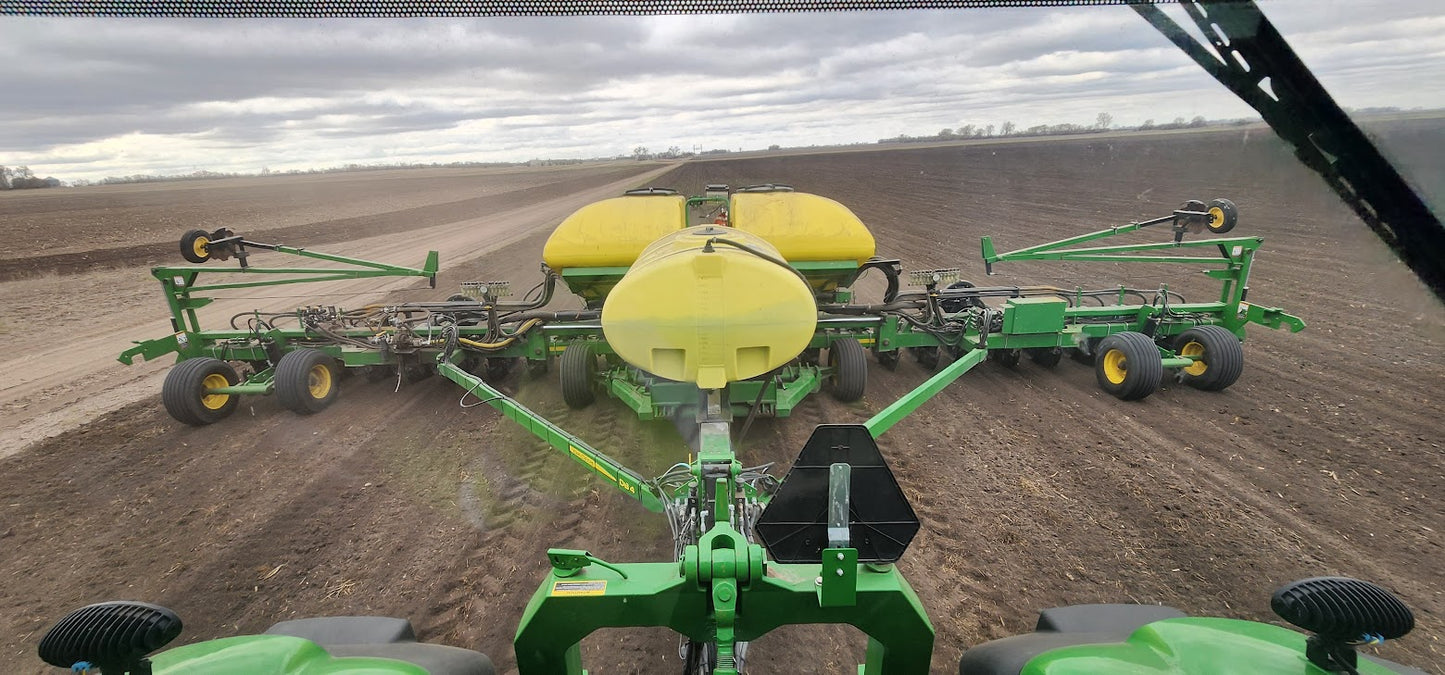2015 John Deere DB44 ME5 CCS 24R22 Planter