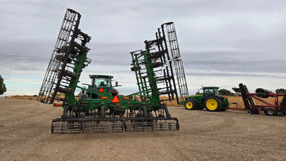 2009 John Deere 2210LL 38.5' Field Cultivator
