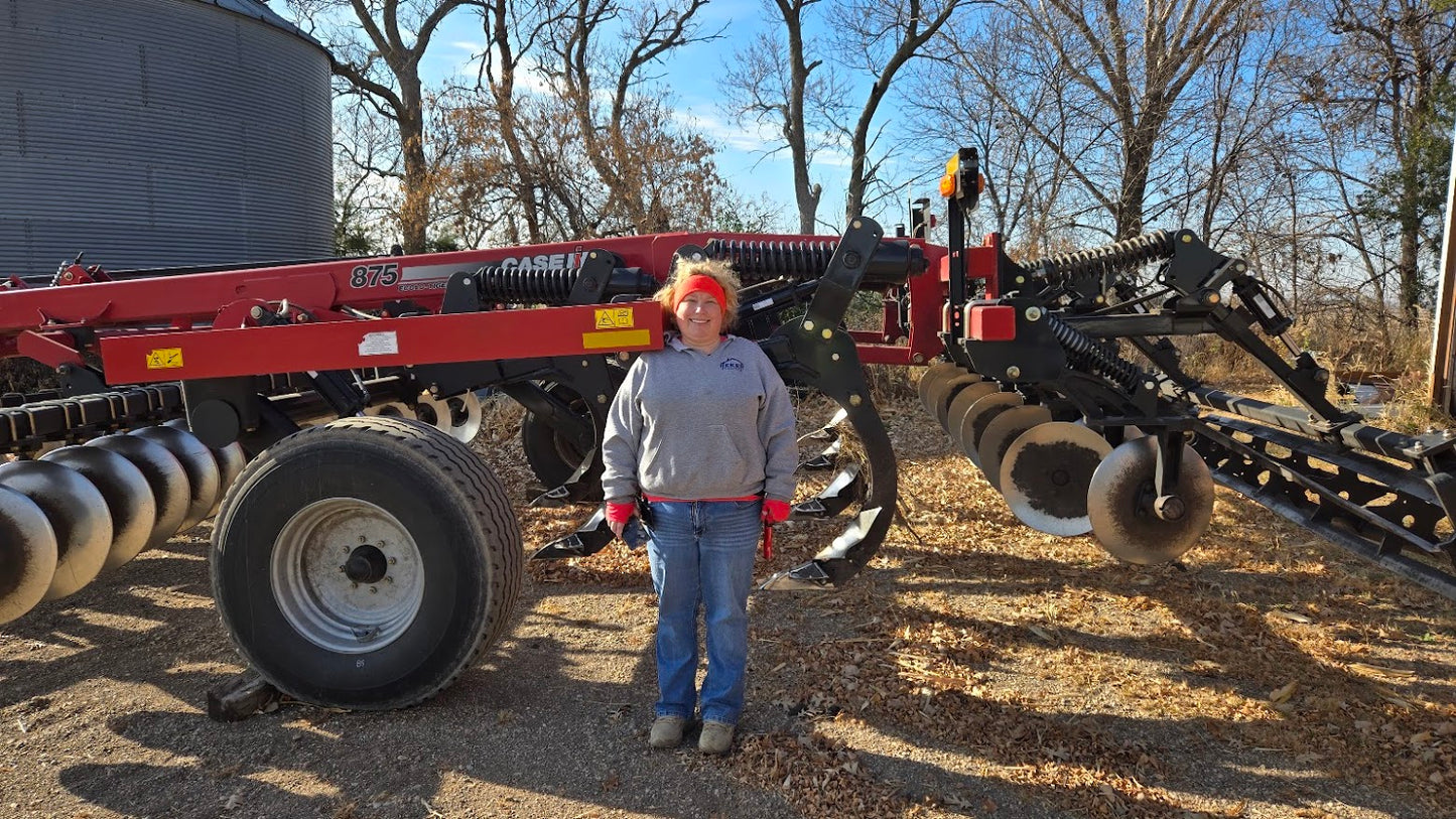 2015 Case-IH 875 14' Disk Ripper