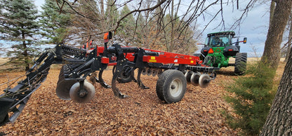 2015 Case-IH 875 14' Disk Ripper