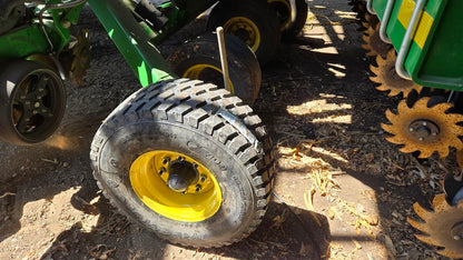 2015 John Deere DB44 ME5 CCS 24R22 Planter