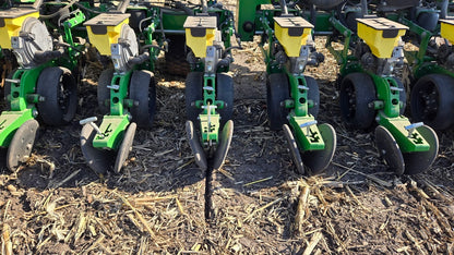 2015 John Deere DB44 ME5 CCS 24R22 Planter