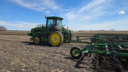 2009 John Deere 2210LL 38.5' Field Cultivator