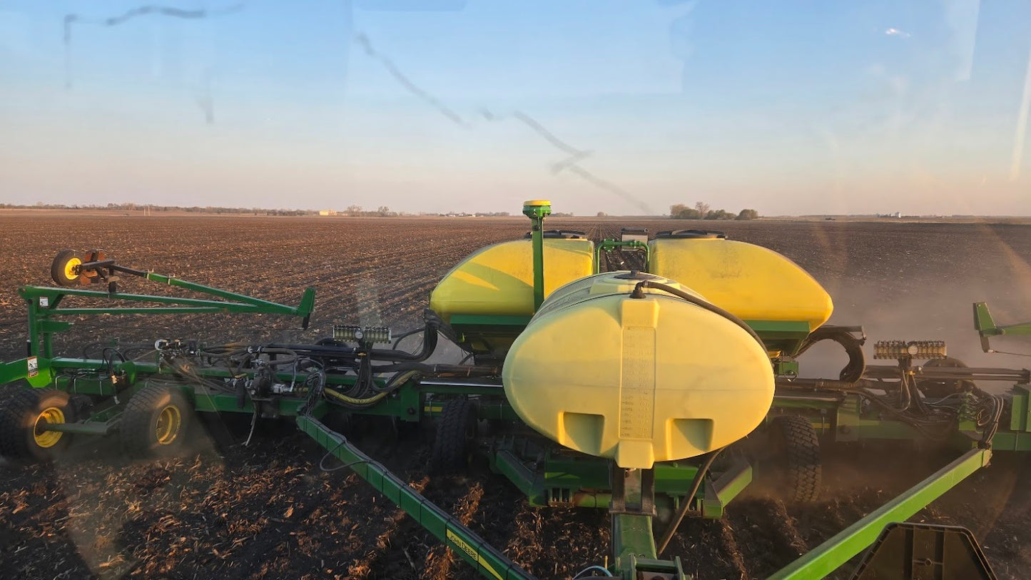 2015 John Deere DB44 ME5 CCS 24R22 Planter