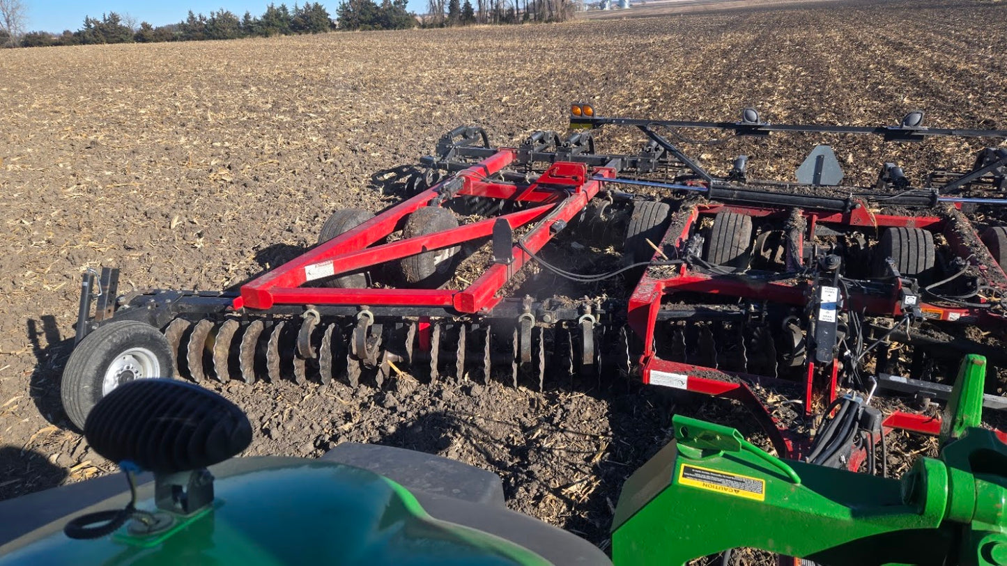 2012 Case-IH 31' True-Tandem 330 Turbo